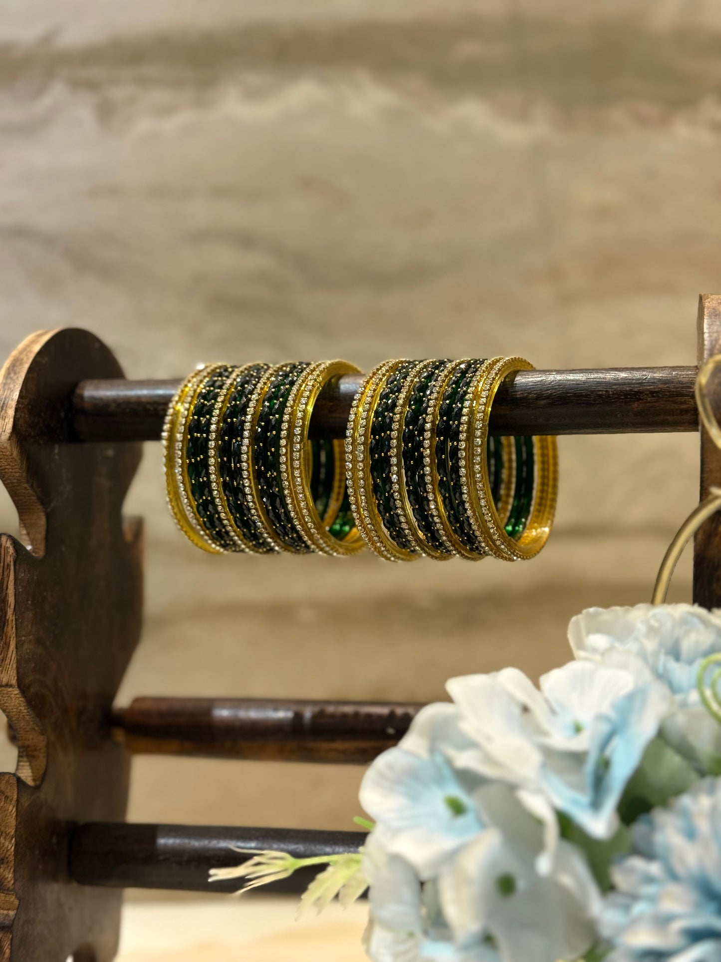 Sunehri Raindrop Bangles Combo